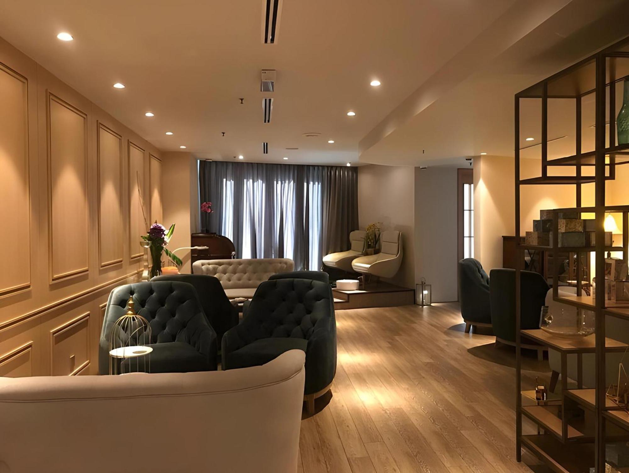Ascott Hotel 5*