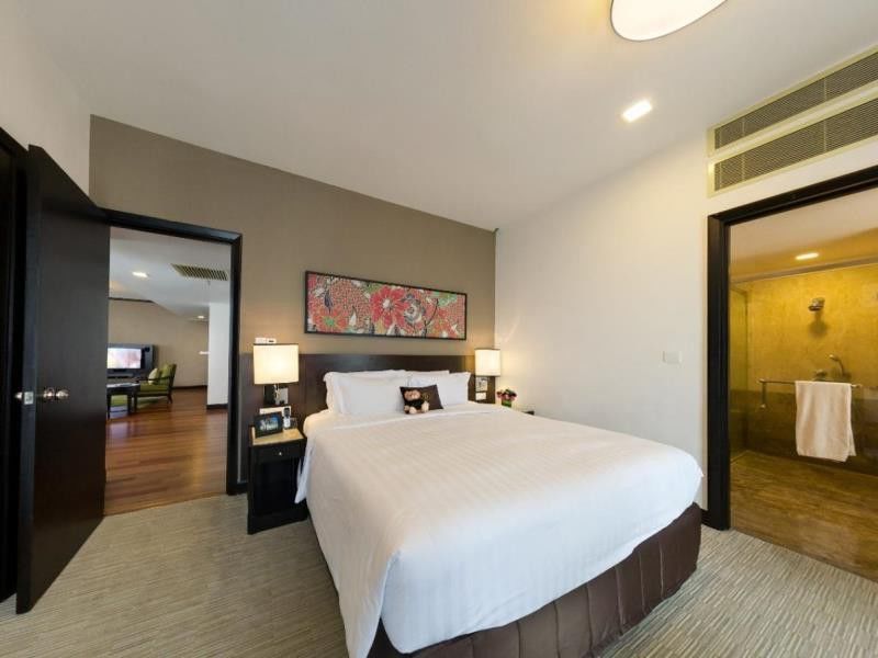 Ascott Hotel 5*